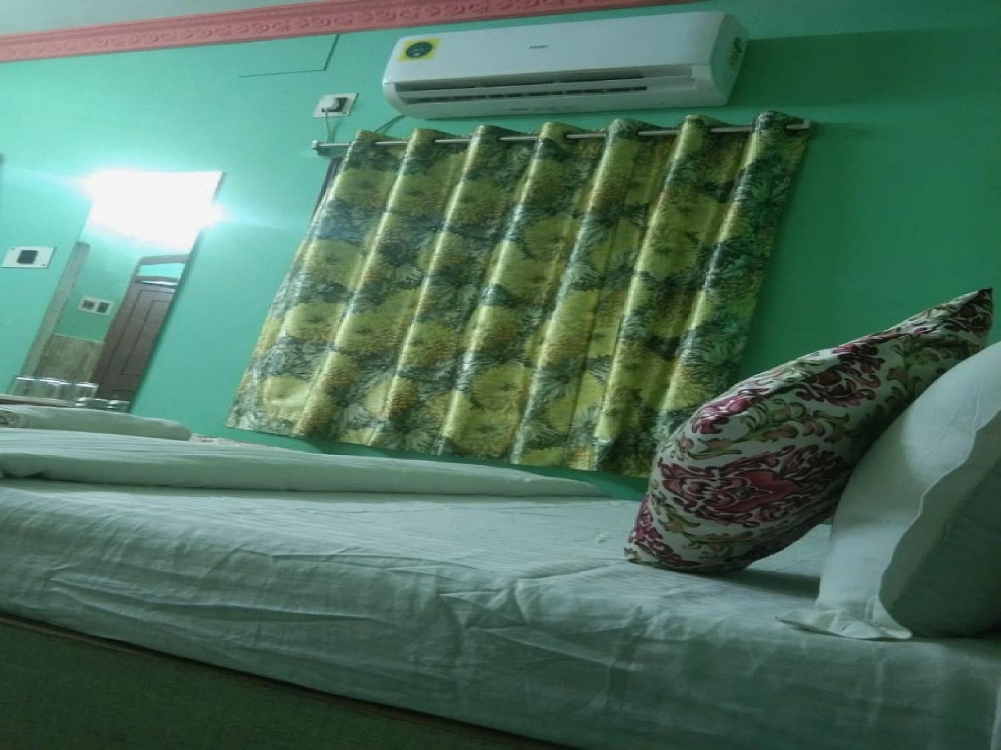 Hotel O Palace Inn Near Acropolis Mall Jādabpur Eksteriør billede